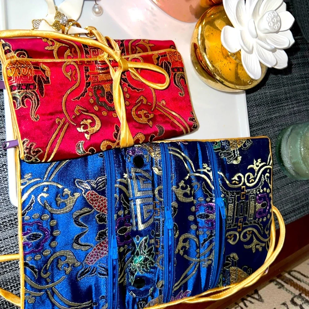 🥰🍭Asian  satin embroidery cosmetic bag - Picture 2 of 4